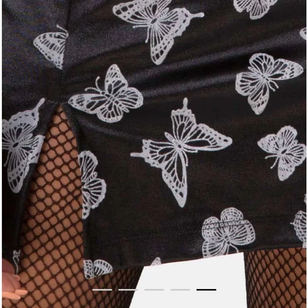 NWT Motel Zaid Mini Skirt in Black Butterfly Flock sz XS - Picture 4 of 10